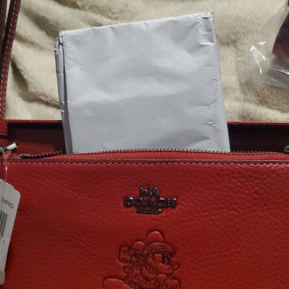 Host pick firm Coach and Disney collaboration wristlet red new boxed free gift - Picture 10 of 11